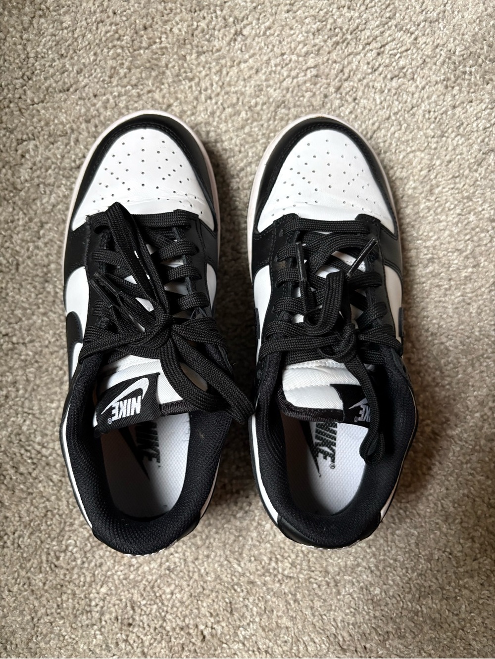 Nike Women's Black/White Low-Top Sneakers